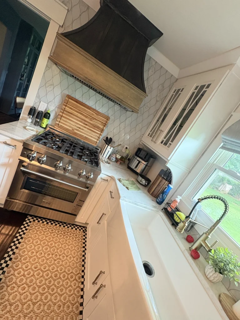 house cleaning services Suwanee GA kitchen