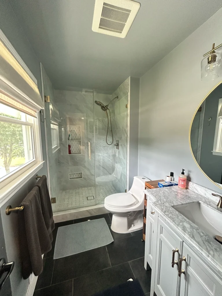 house cleaning services Suwanee GA bathroom